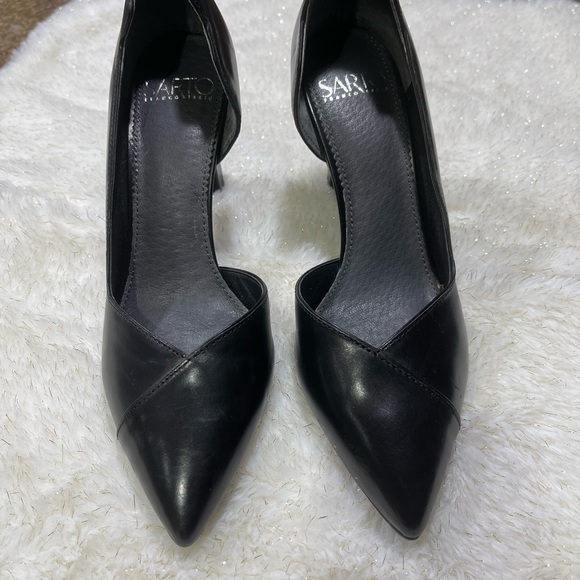 Shoes - Picture 4 of 4